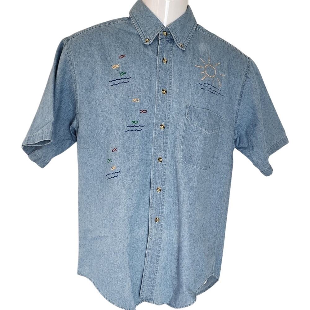 Vtg Camp Creek Women's Denim Short Sleeve Shirt with Beach Scene Top Size Small - Picture 2 of 13